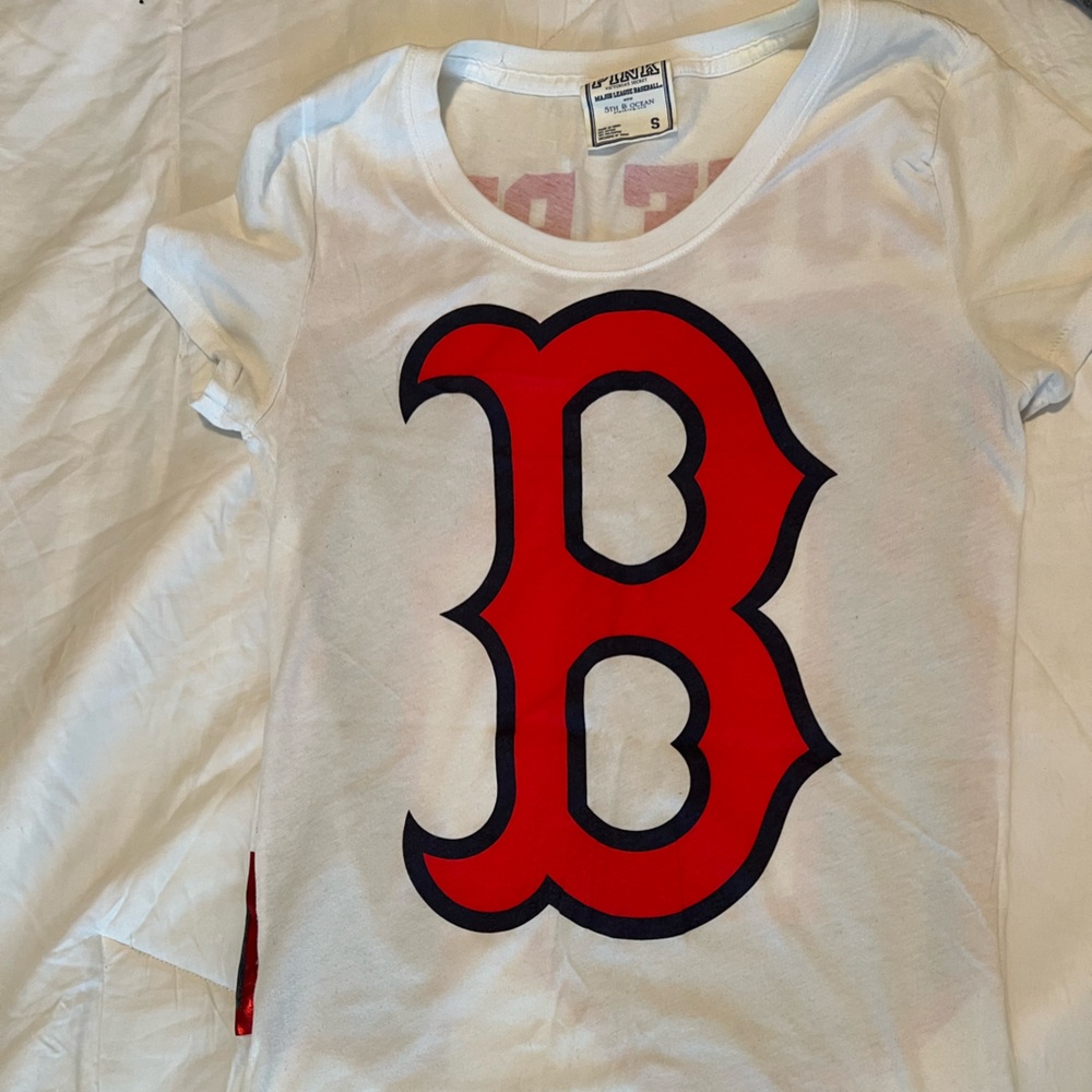 PINK Victoria's Secret White Tee with Red Graphic